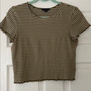 American Eagle crop top